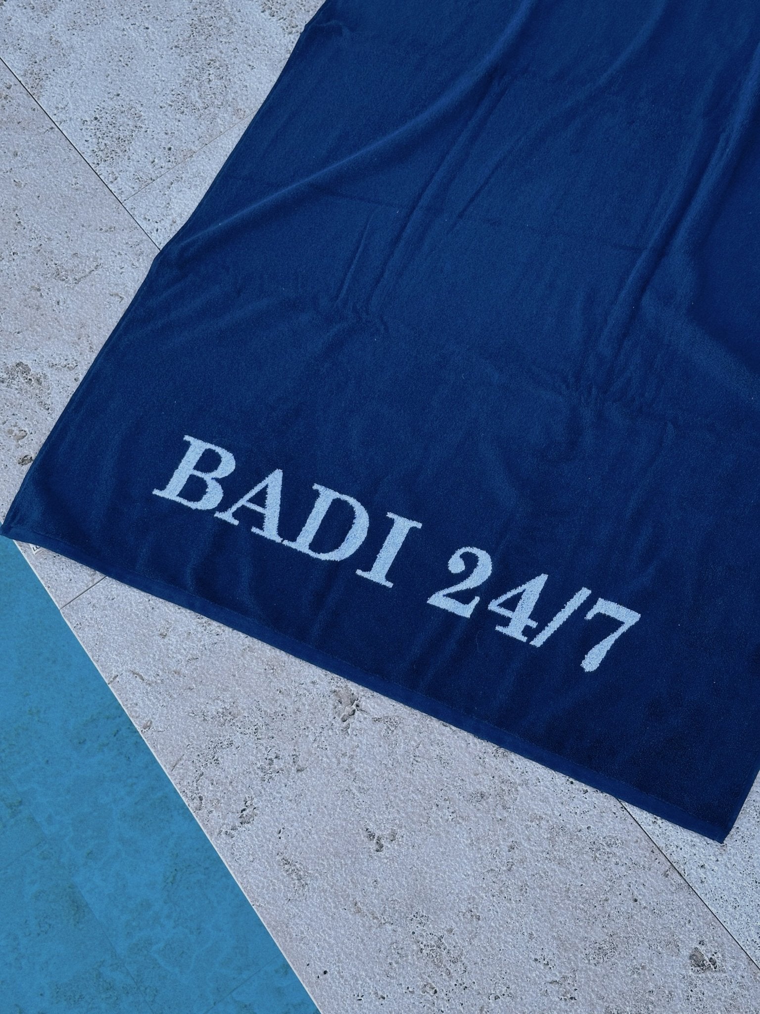 BADI 24/7 Badetuch - LOVEM -