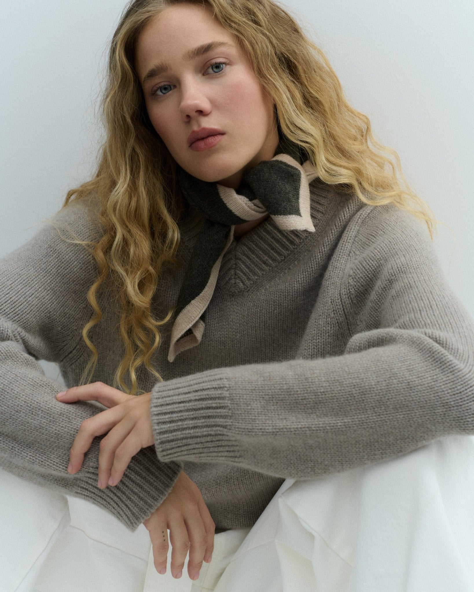 Mini Scarf - dunkelgrün / beige - LOVEM - mütze