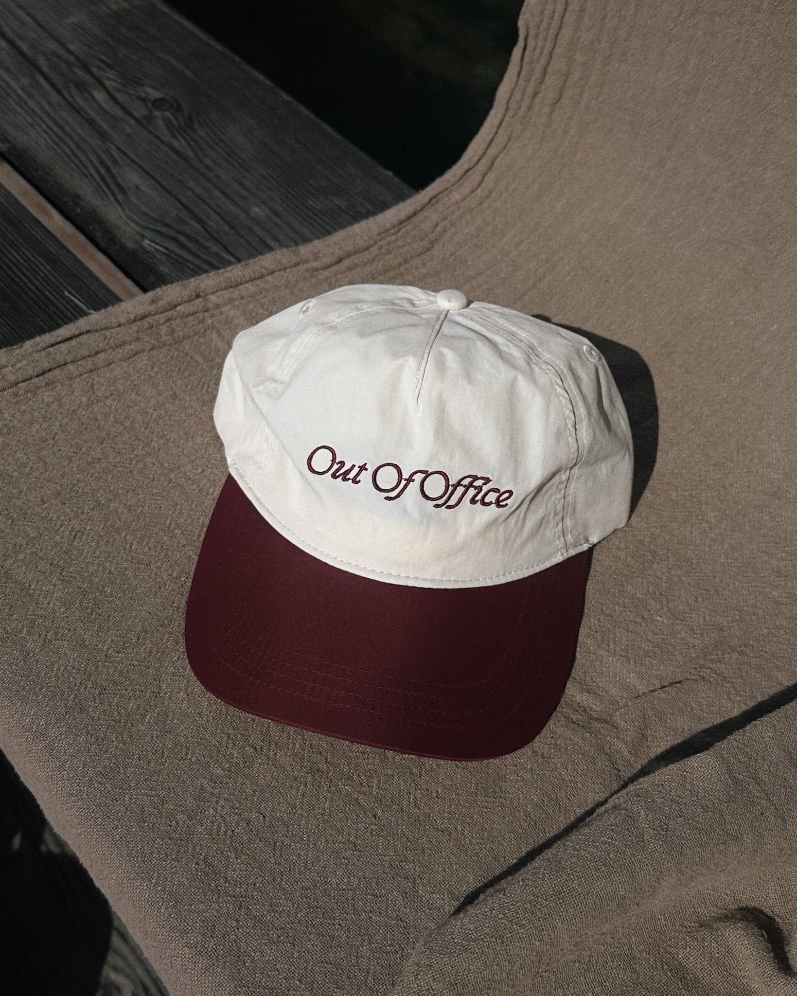 OUT OF OFFICE lightweight cap - LOVEM - cap