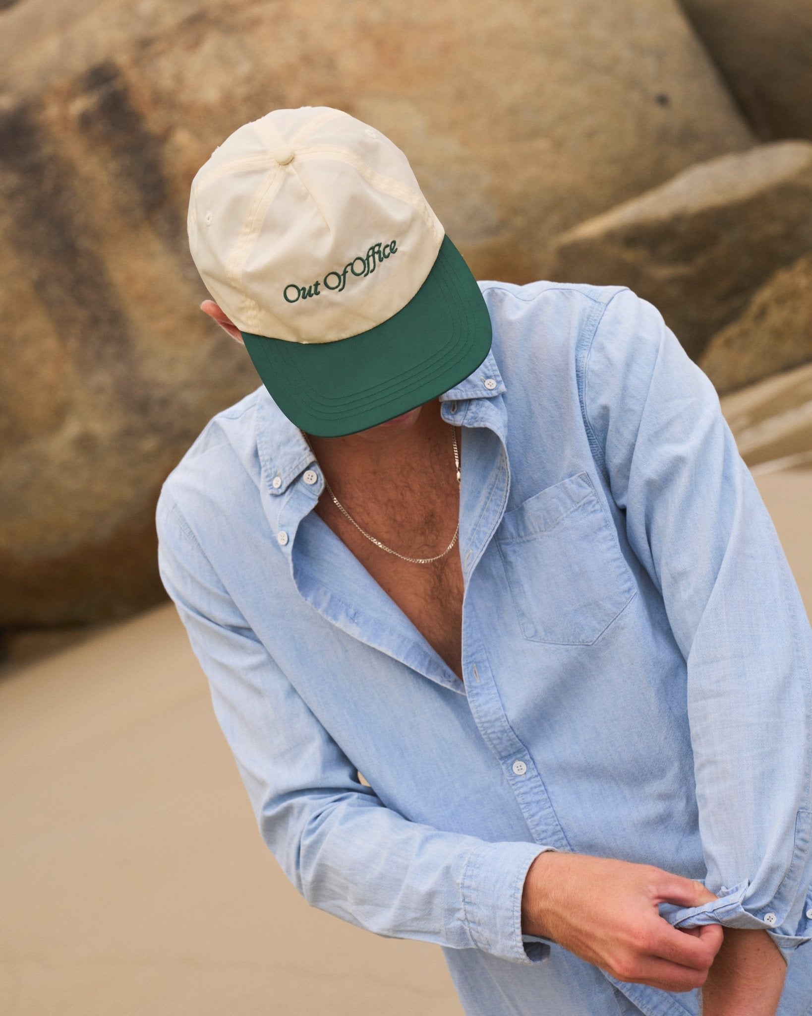 OUT OF OFFICE limited edition - LOVEM - cap